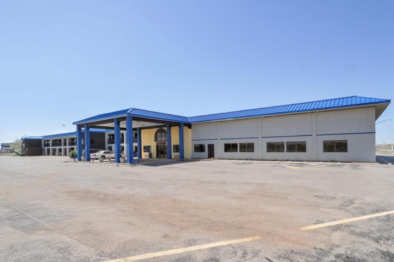 Lonestar Inn & Suites, Erick Ok Hwy 40 By Oyo Luaran gambar